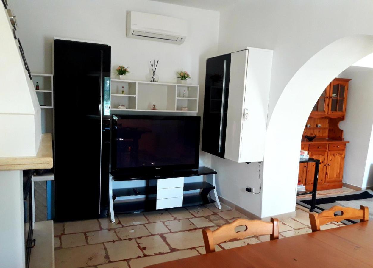 Villa Il Leccio - Trulli Cisternino Eksteriør billede
